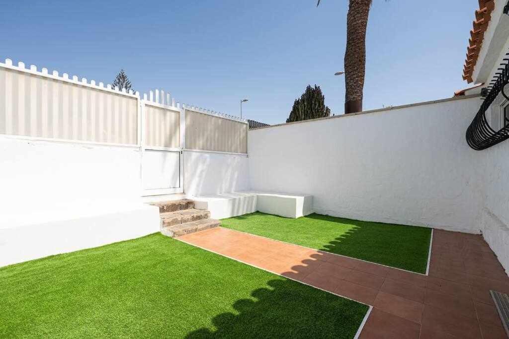 Bungalow Playa Del Ingles San Bartolome de Tirajana  Exterior photo
